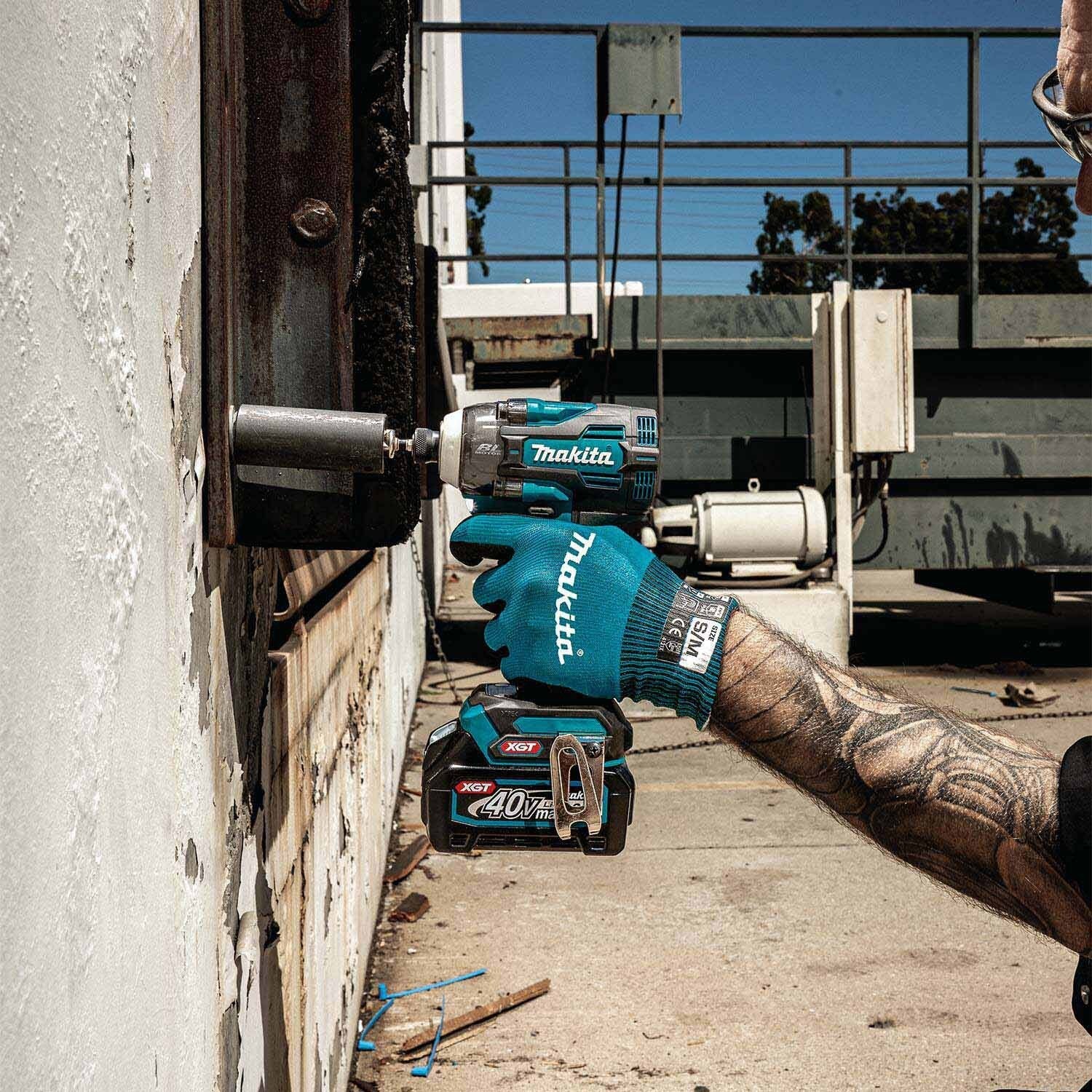 Makita GDT04D 40V max XGT Brushless High Torque 4-Speed Impact Driver Kit (2.5Ah Batteries) - 18