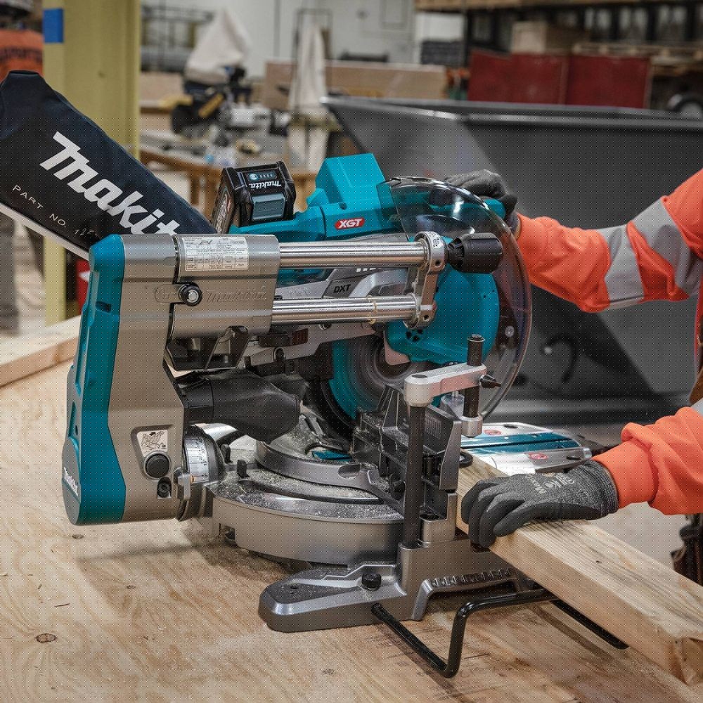 Makita GSL03M1 40V max XGT 10" Compound Miter Saw Kit - 13