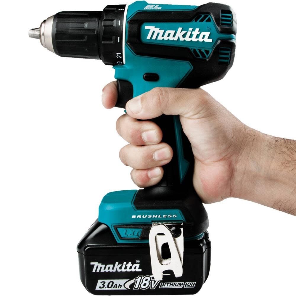 Makita XFD131X2 18V LXT Lithium-Ion Brushless Cordless 2 Pc. Combo Kit, XFD13, DML186W, bag (3.0Ah) - 7