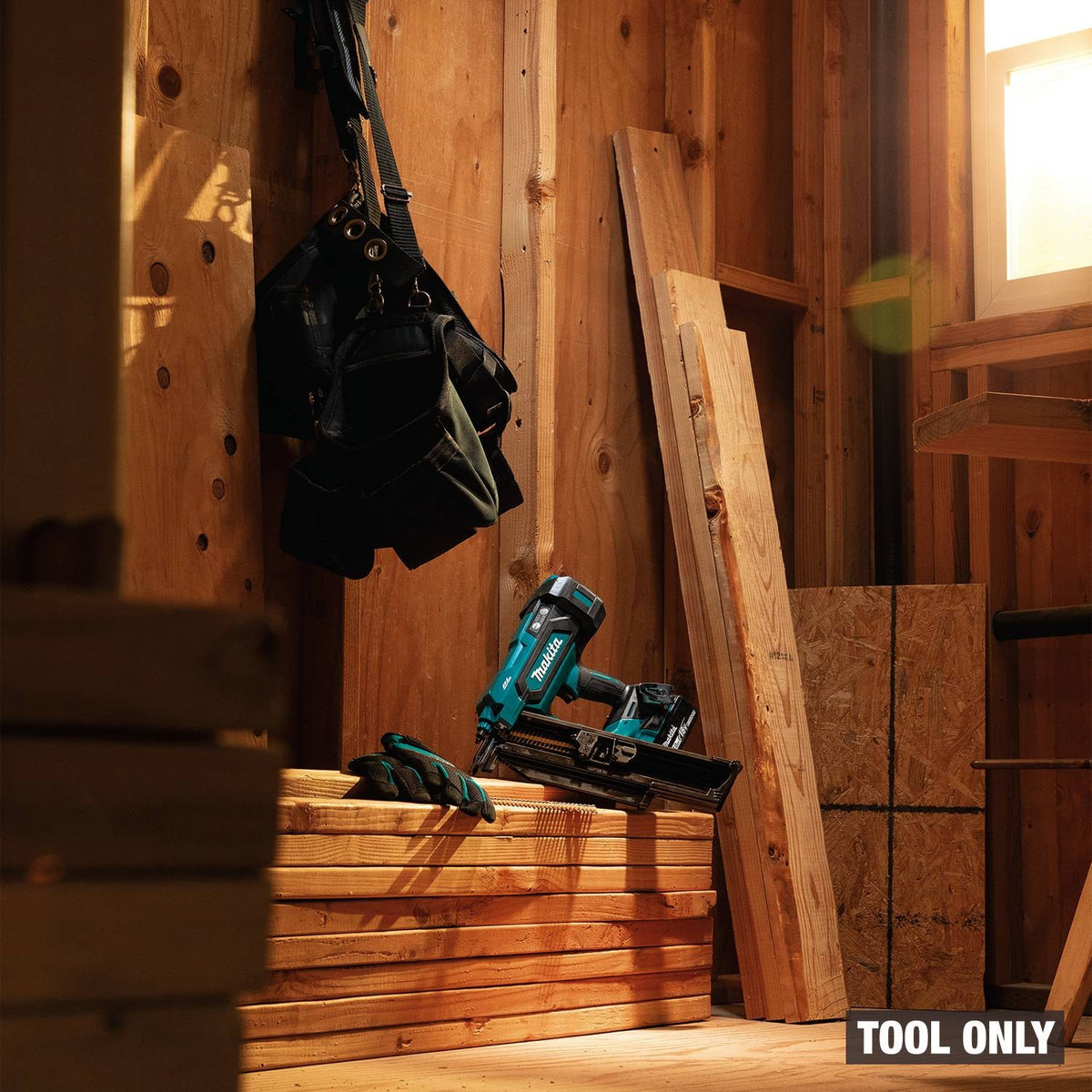 Makita XNB03Z 18V LXT Cordless 21 Degree Full Round Head 3-1/2" Framing Nailer (Tool Only) - 21