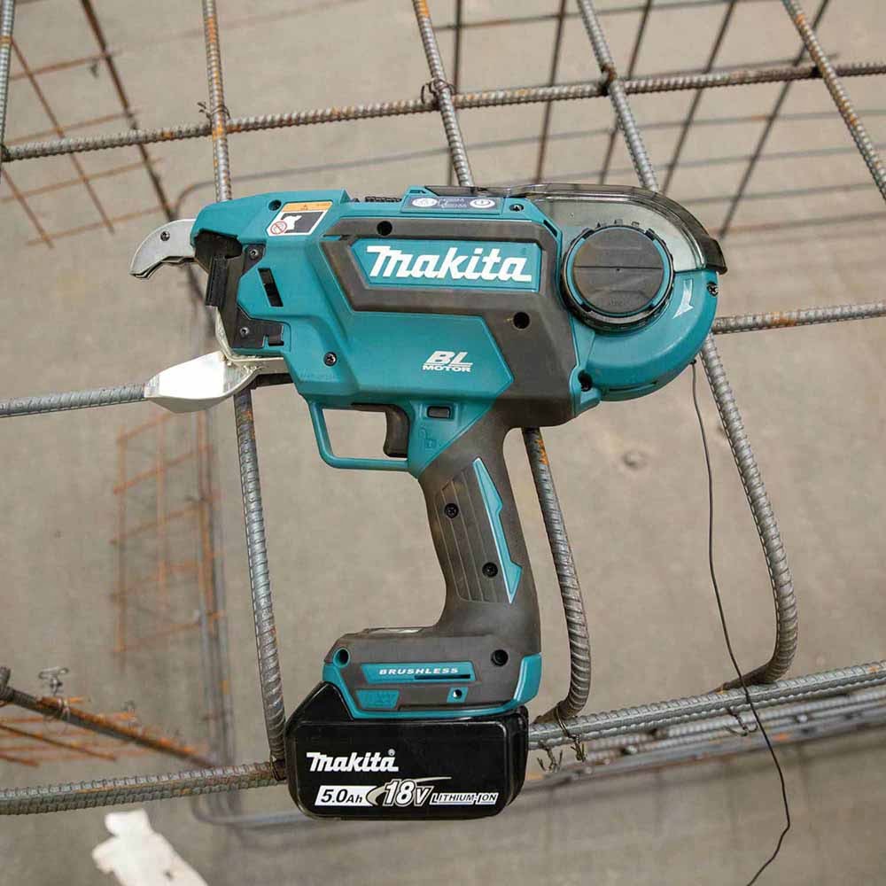Makita XRT02TK 18V LXT Lithium-Ion Brushless Cordless Deep Capacity Rebar Tying Tool Kit (5.0Ah) - 13