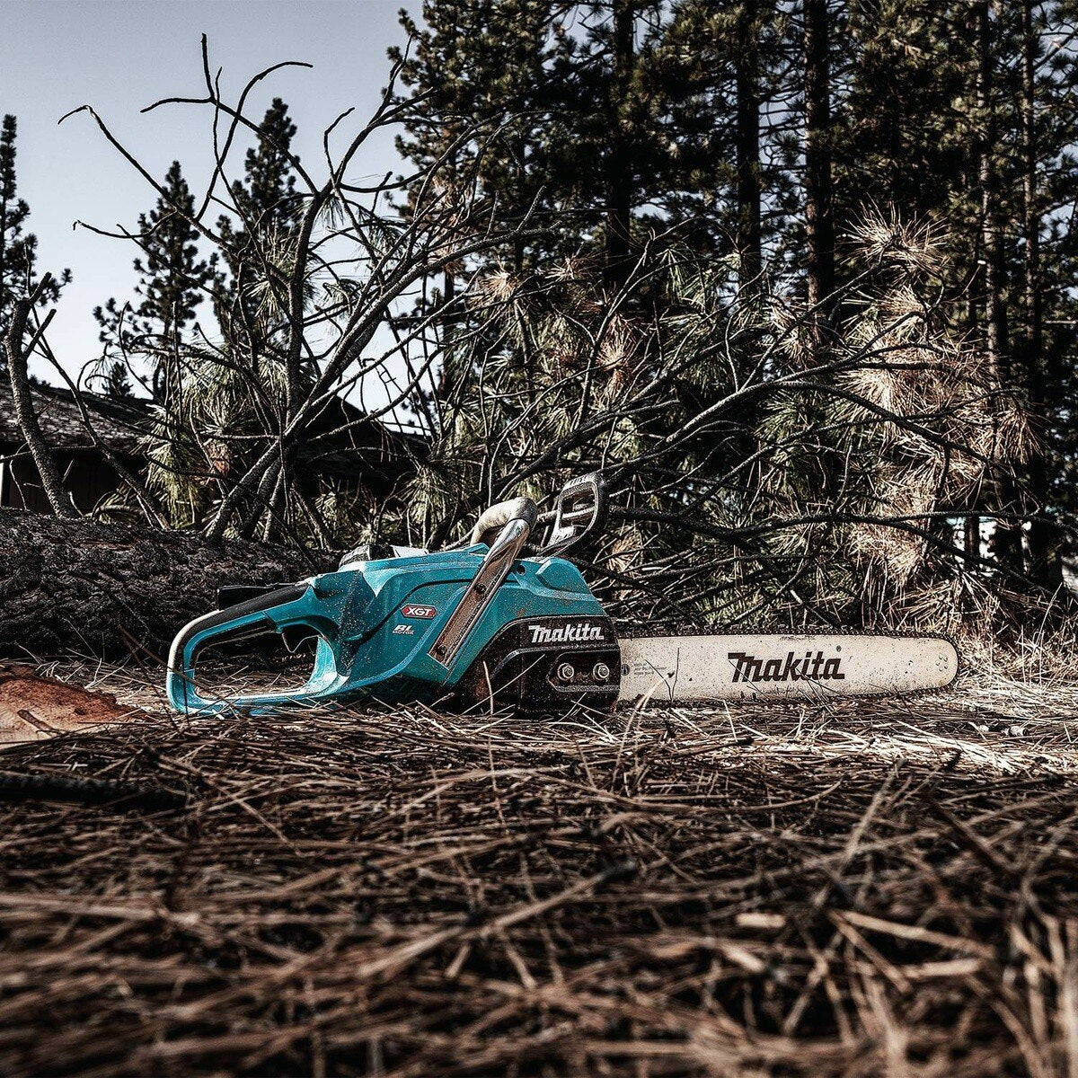 Makita GCU08E 40V Max XGT Brushless Cordless 20" Chain Saw Kit with High Power Battery (8.0Ah) - 12
