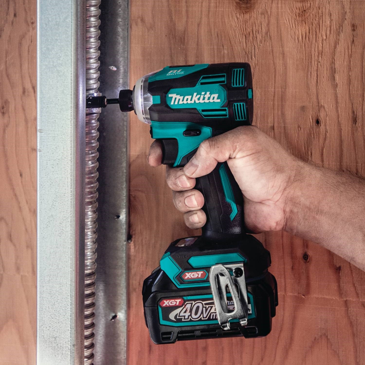 Makita GDT01D 40V max XGT® 4-Speed Impact Driver Kit (2.5Ah) - 15