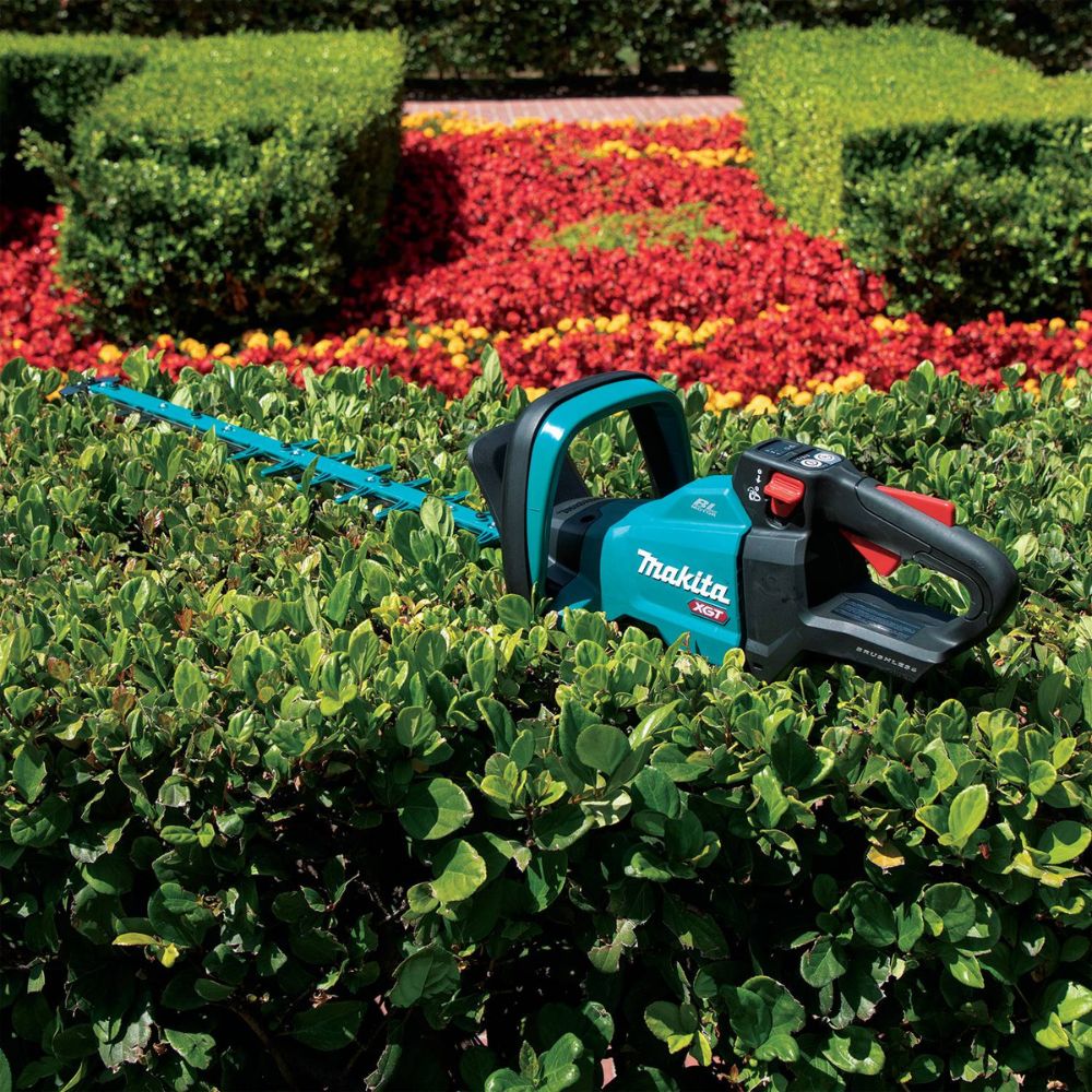 Makita GHU03Z 40V max XGT 30" Hedge Trimmer, Tool Only - 8