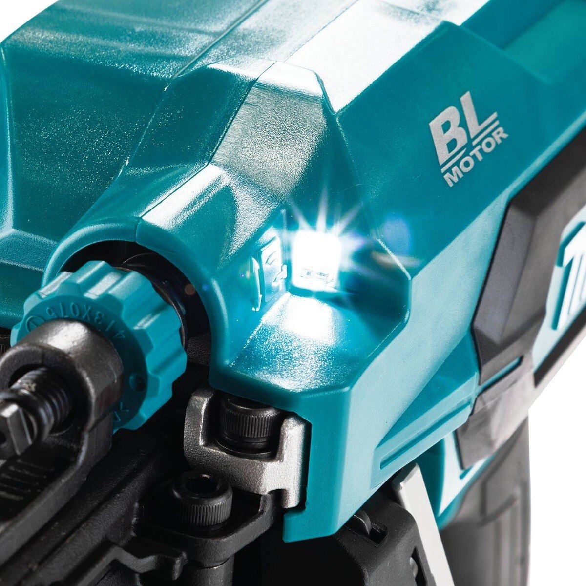 Makita GNB01Z 40V Max XGT Brushless Cordless 30 Degree Clipped Head 3-1/2" Framing Nailer Tool Only - 11