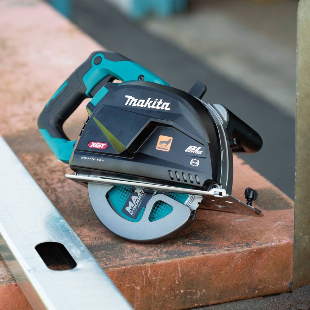 Makita GSC01M1 40V max XGT Brushless Cordless 7-1/4" Metal Cutting Saw Kit, with Electric Brake and Chip Collector (4.0Ah) - 3