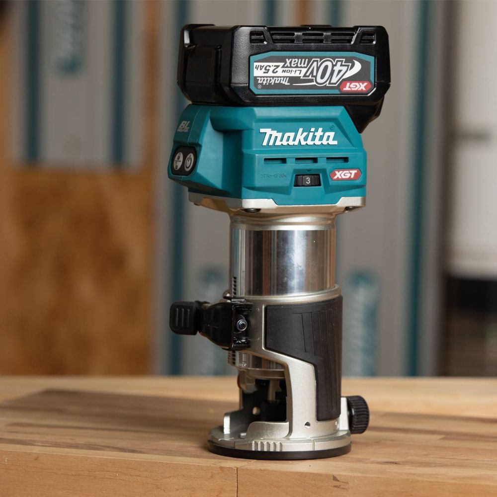 Makita GTR01D1 40V max XGT Brushless Cordless Compact Router Kit (2.5Ah) - 7