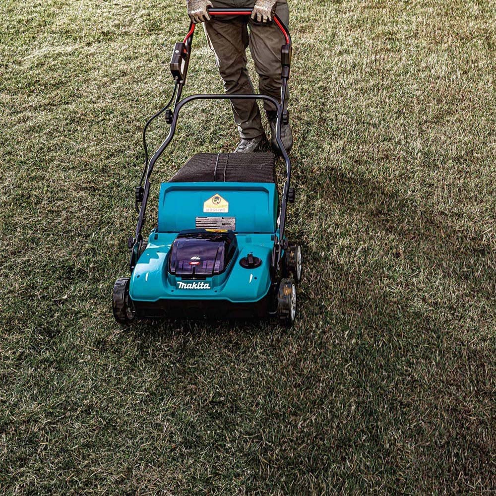 Makita GVU01SM 40V max XGT Brushless Cordless 15 in Dethatcher Scarifier Kit (2 4.0Ah Batteries) - 11