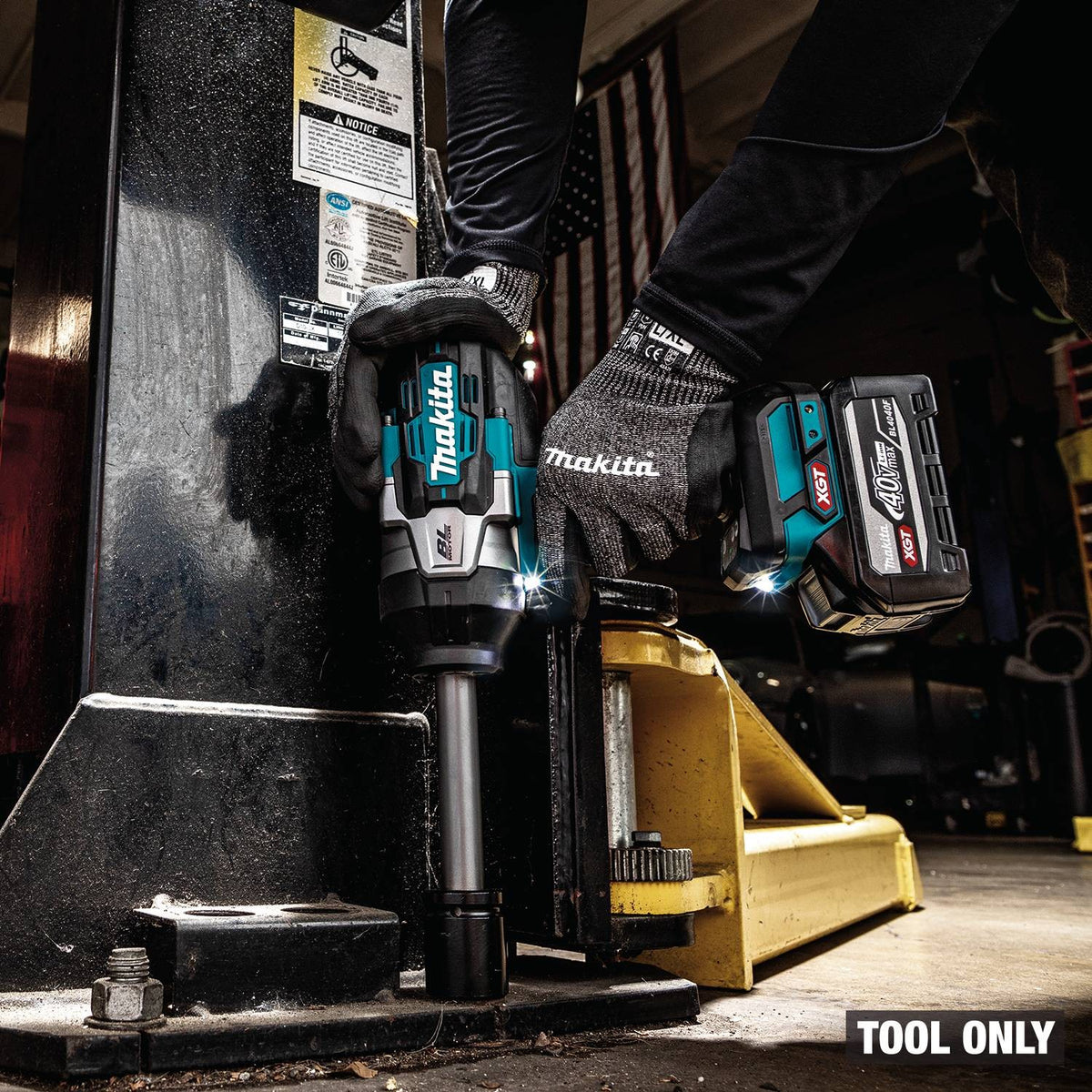 Makita GWT11Z 40V Max XGT Brushless Cordless  3/4" Sq. Drive Extended Anvil Impact Wrench Tool Only - 17