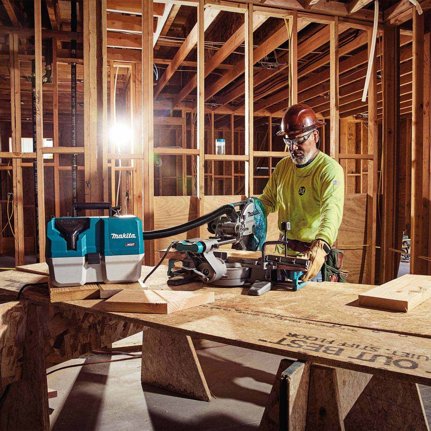 Makita LS1110F 10 in. Sliding Compound Miter Saw with LED Cut Line, 13A Motor, 4,500 RPM (Tool Only) - 10