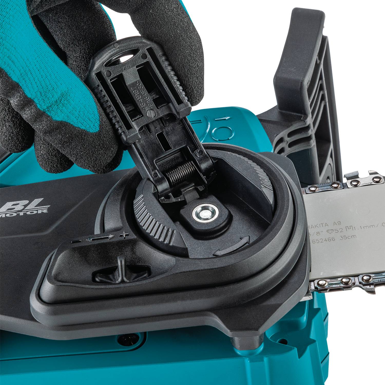 Makita XCU11SM1 18V LXT Lithium-Ion Brushless Cordless 14" Chain Saw Kit (4.0Ah) - 7