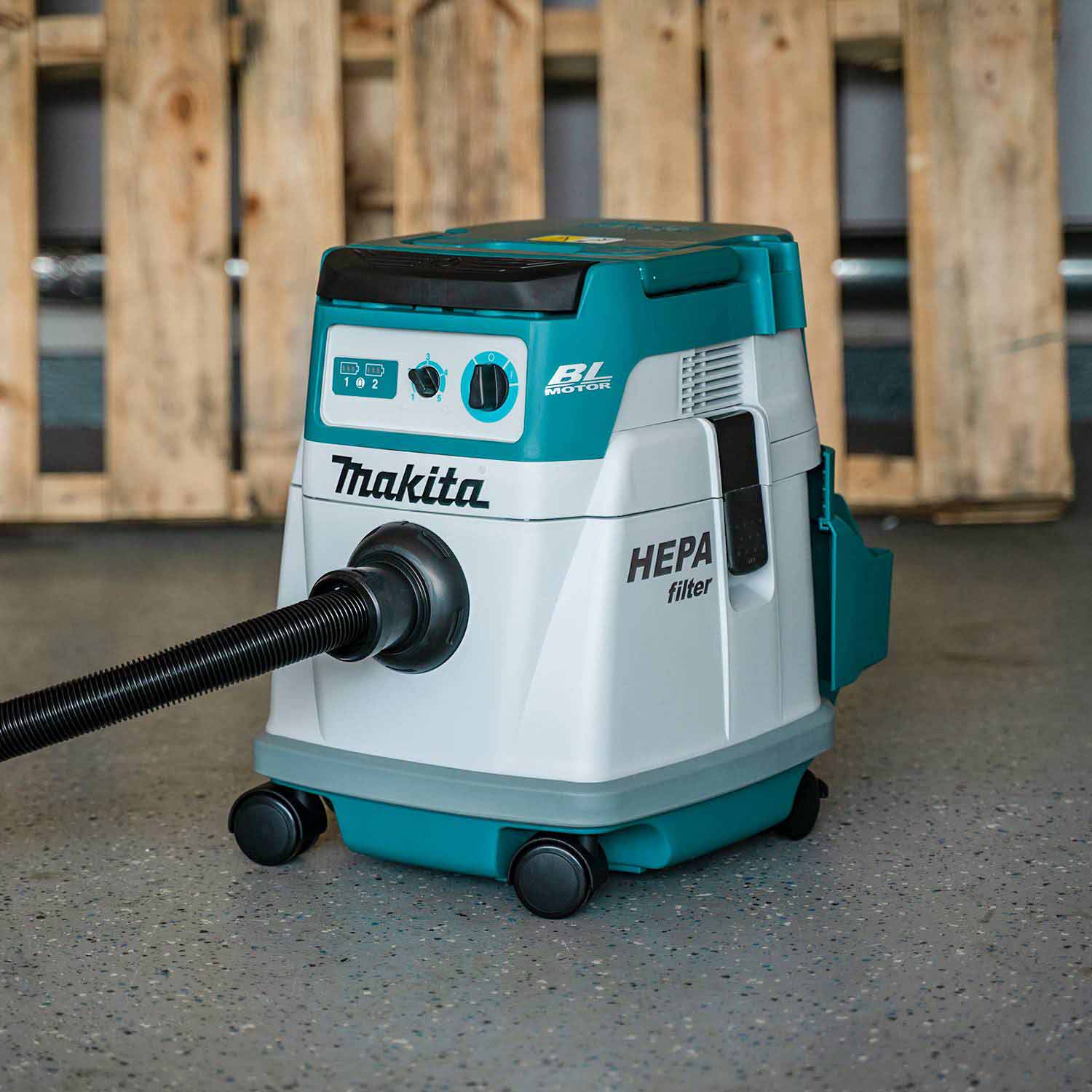 Makita XCV24ZX 36V (18V X2) LXT HEPA Filter Dry Dust Extractor 4 Gal, Tool Only - 10