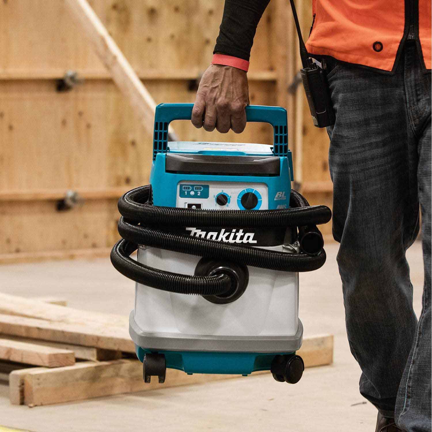 Makita XCV25ZUX 36V (18V X2) LXT Dry Dust Extractor/Vacuum, AWS®, Tool Only - 6