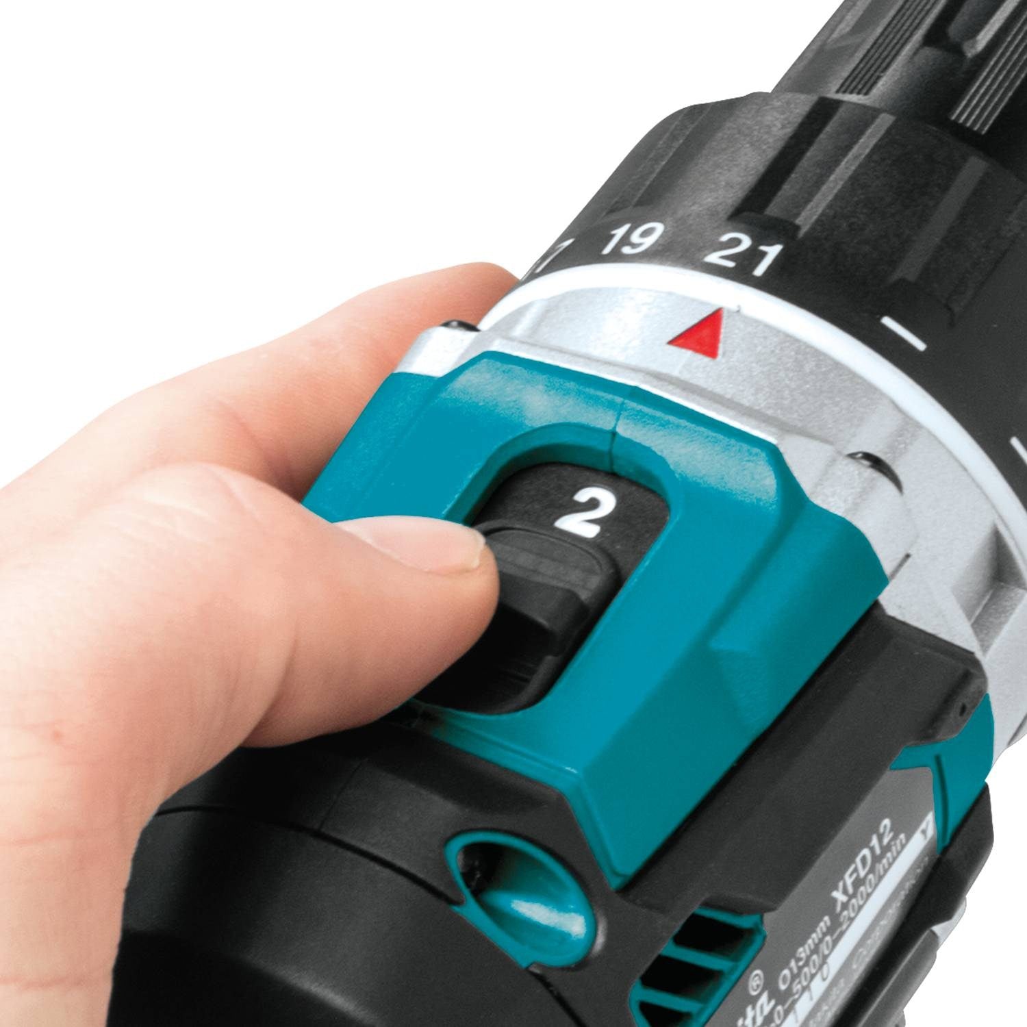 Makita XFD12R 18V LXT Li-Ion Compact Brushless Cordless 1/2" Driver-Drill Kit, 2.0 Ah - 3