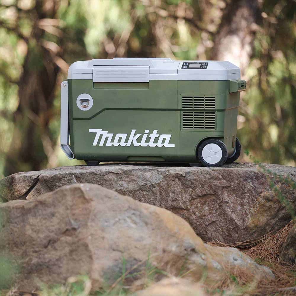 Makita ADCM501Z Outdoor Adventure 18V LXT Coffee Maker, Tool Only with  bonus Outdoor Adventure 18V LXT Cordless Power Source