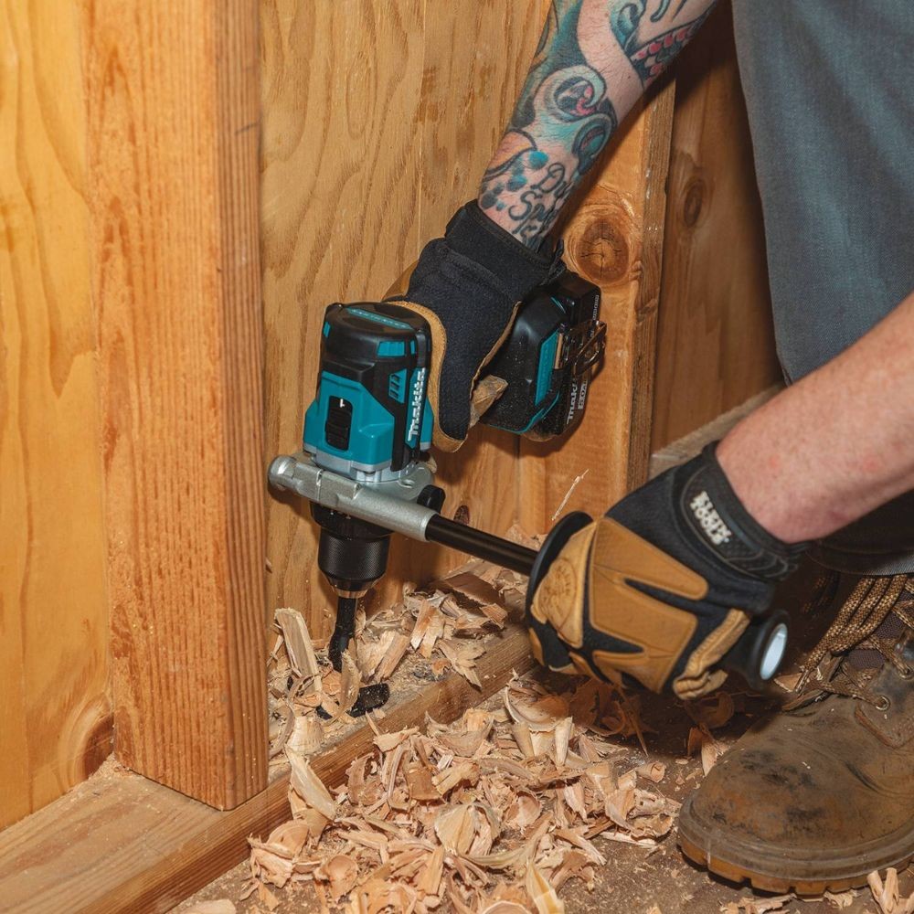 Makita XT707PT 18V LXT Lithium-Ion Brushless Cordless 7 Pc. Combo Kit, XPH14Z, XDT14Z, XRJ05Z, XSH03Z, XAG04Z, XRM06B, DML815, Dual Port Charger, Bag (5.0Ah)